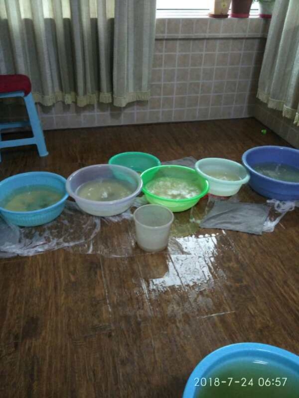 丁青如何判断家里漏水
